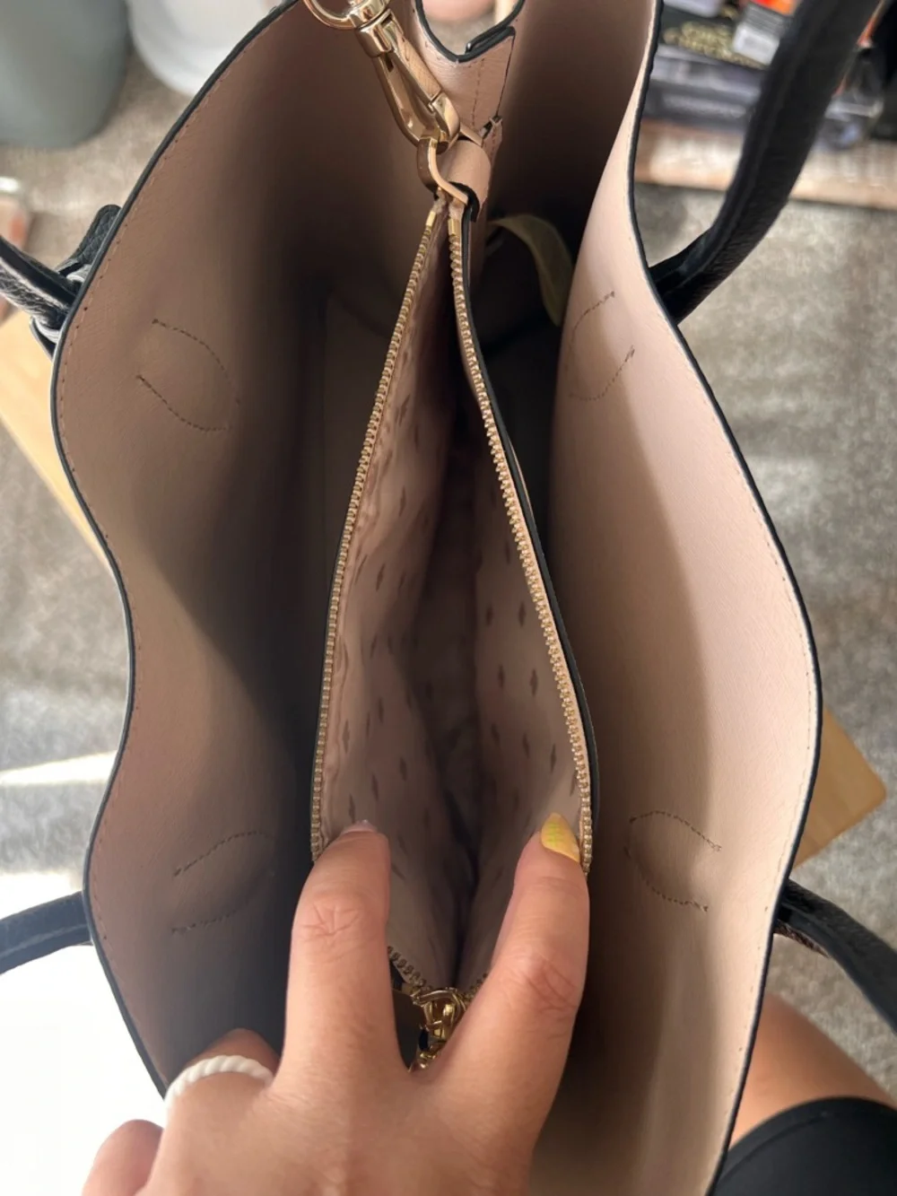 kate spade medium please